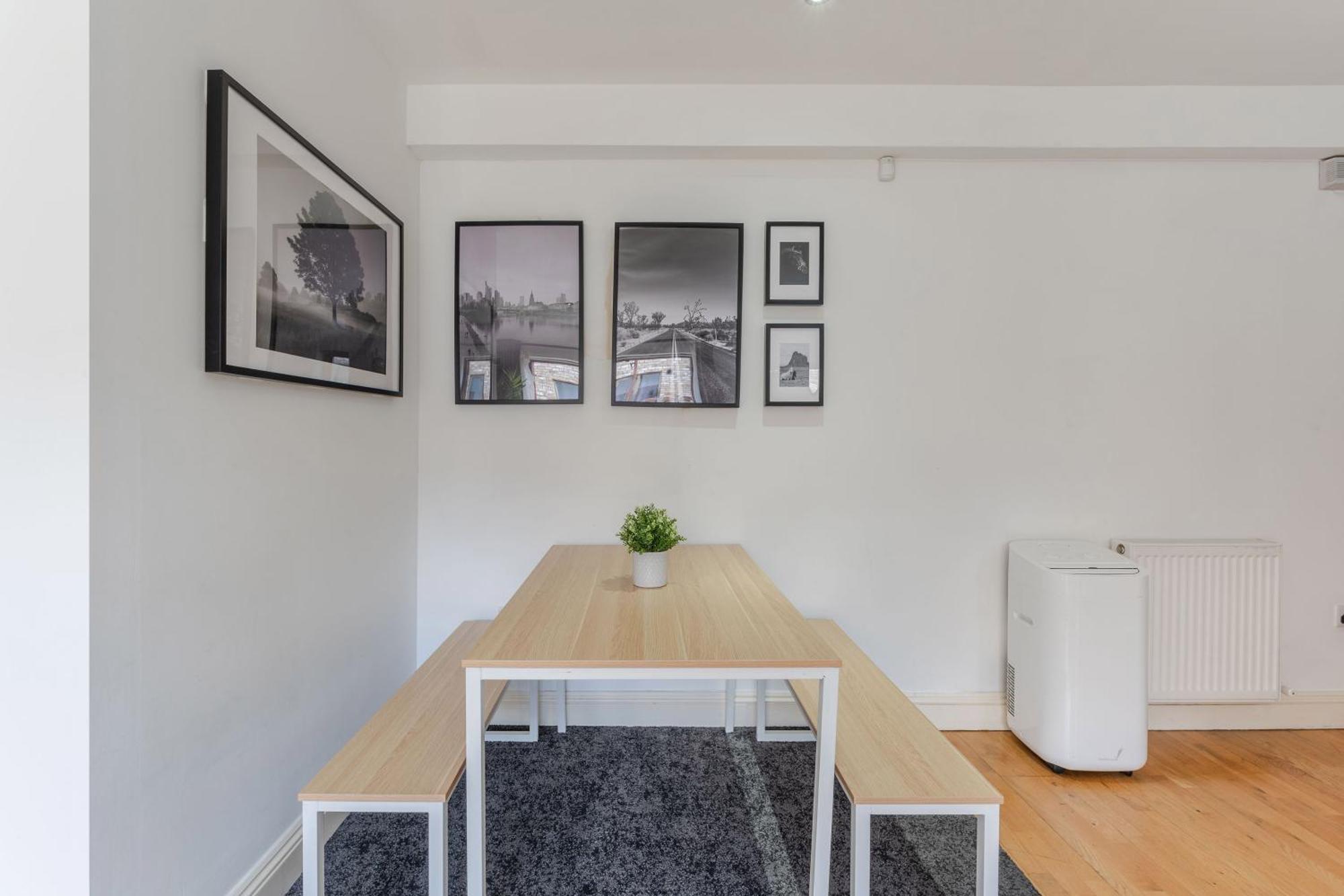 London Waterloo Apartment With Large Private Terrace - View Of The London Eye - 1 Bedroom 1 Bath Eksteriør billede