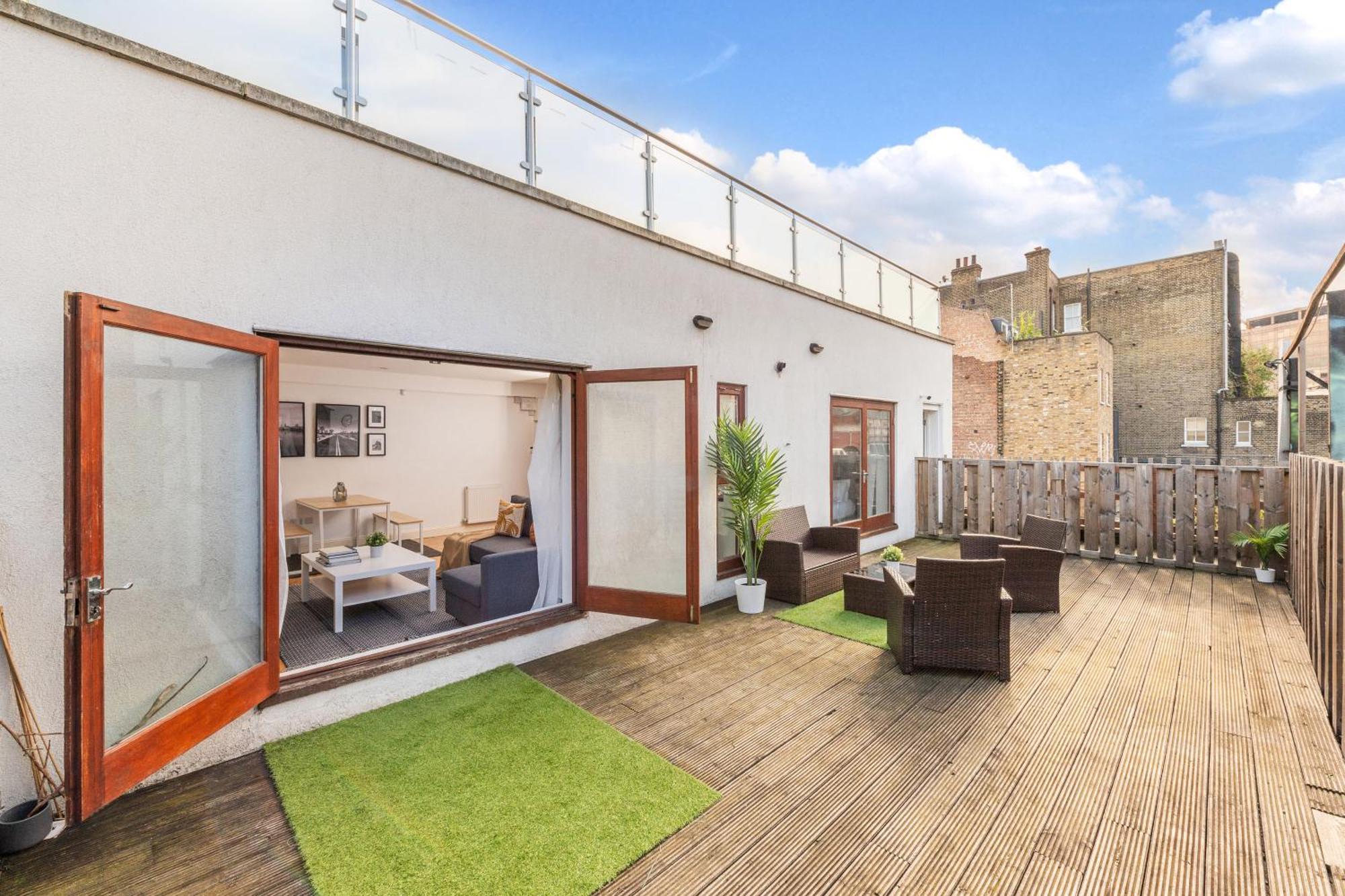 London Waterloo Apartment With Large Private Terrace - View Of The London Eye - 1 Bedroom 1 Bath Eksteriør billede